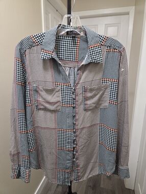 Velvet Heart 100% Rayon Plaid Button-down Shirt